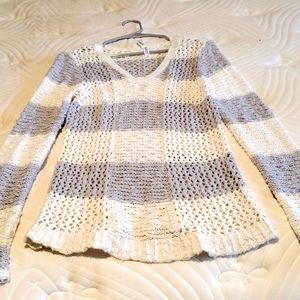 Aeropostale Gray and White Knitted Sweater, Large